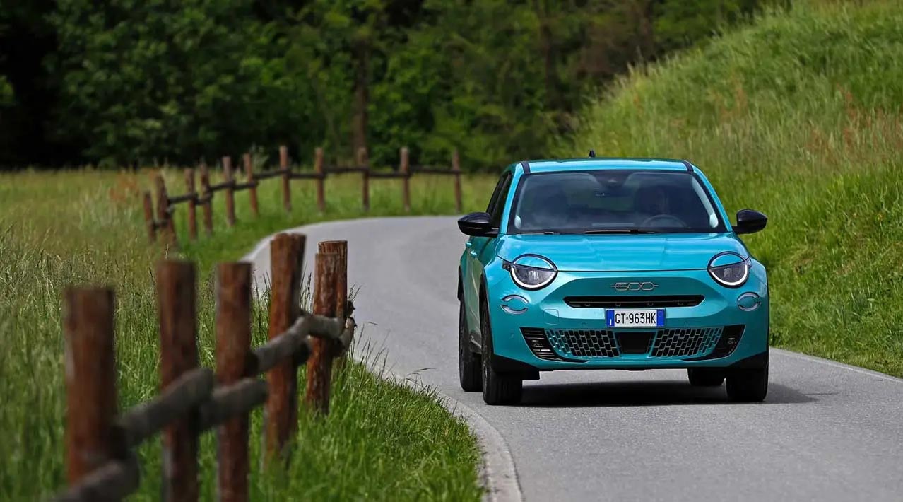 Volvió el Fiat 600, ahora híbrido