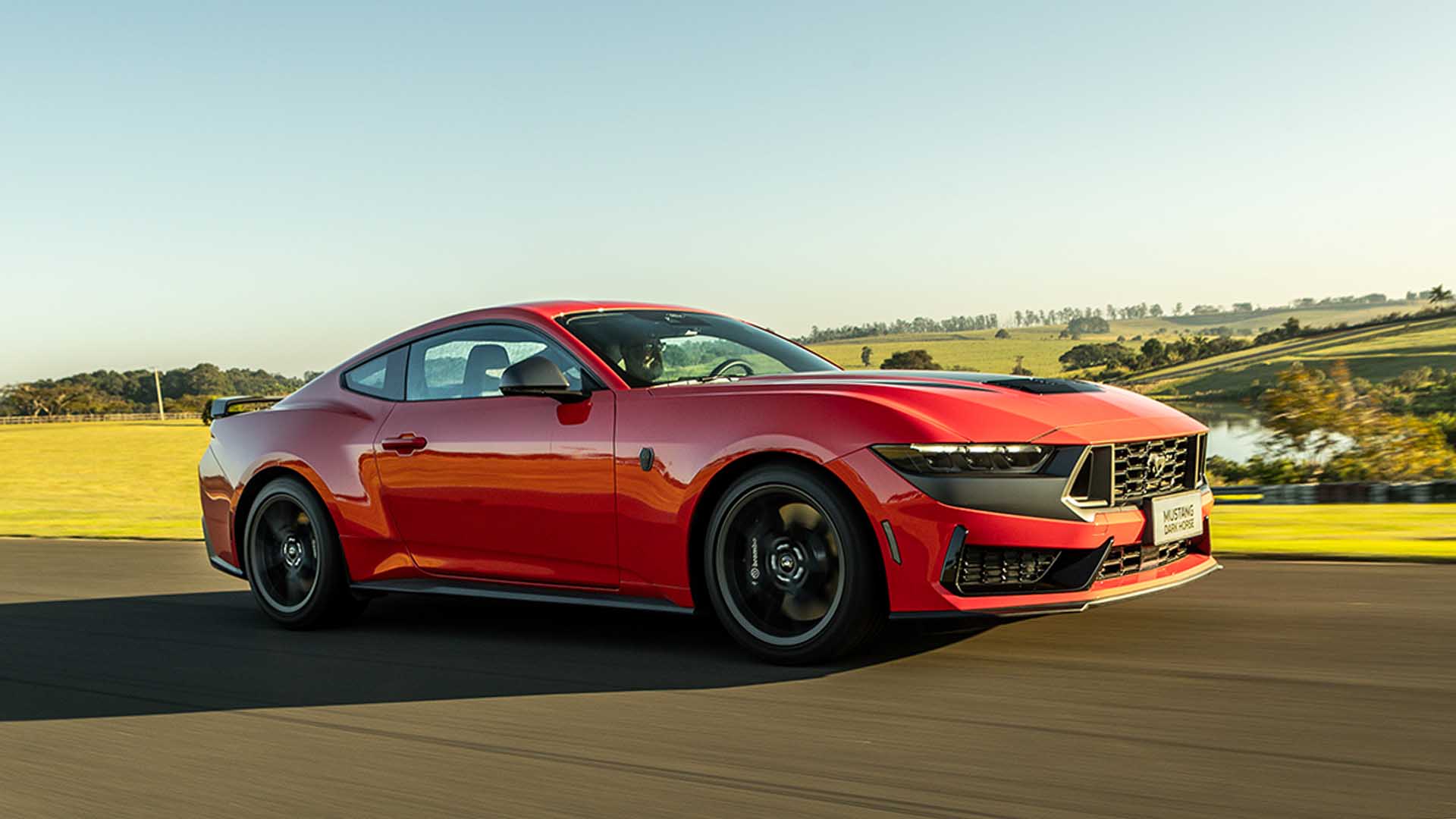 Lanzamiento: Ford Mustang Dark Horse