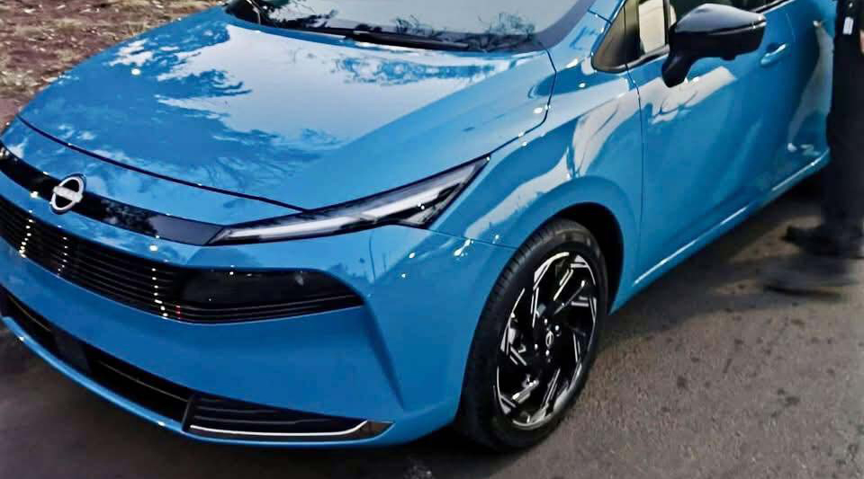 Piedra libre para el nuevo Nissan Versa