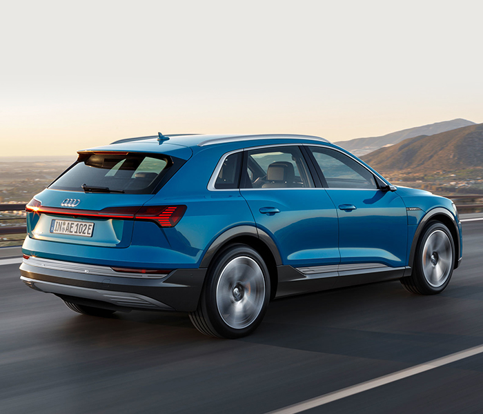 audi-e-tron-e-tron