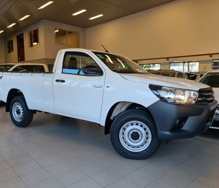 toyota-hilux-4x2-cs-dx-2_4-tdi-6-mt