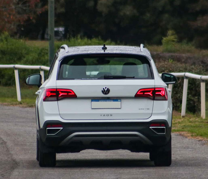 volkswagen-taos-bi-tono